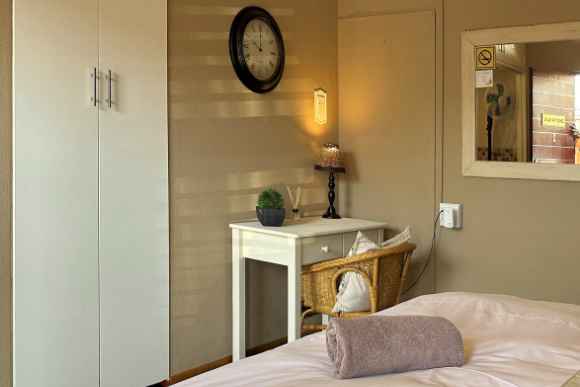 room2 desk